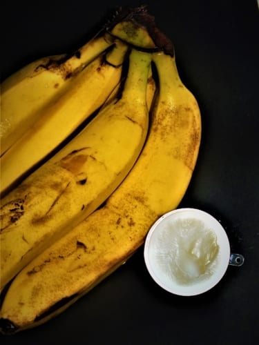 Banánová pleťová maska s kurkumou