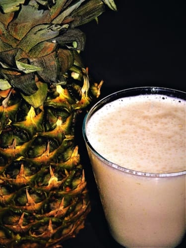 Ananasové smoothie s kokosem (veganské/bez laktózy)