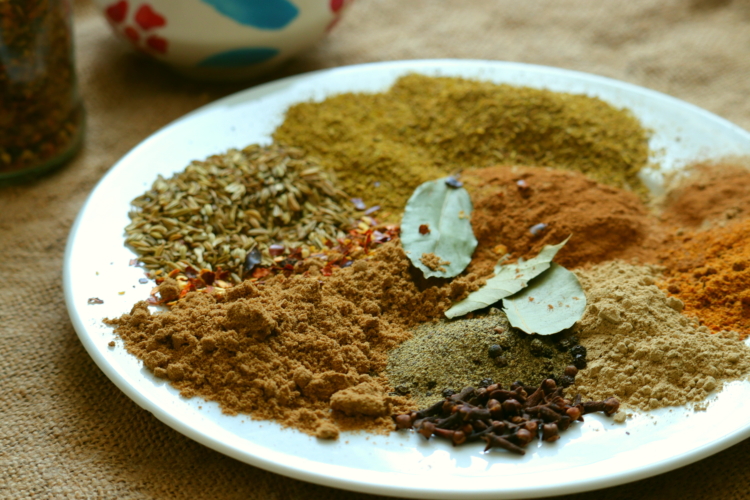 Jak si namíchat směs koření Garam masala